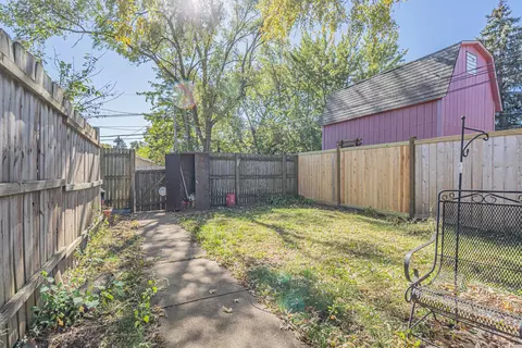 Exterior - 745 Dulles Rd, Des Plaines, IL 60016 photo 1 of 2