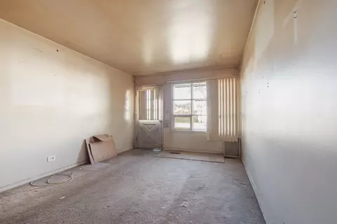 Living - 745 Dulles Rd, Des Plaines, IL 60016 photo 1 of 2