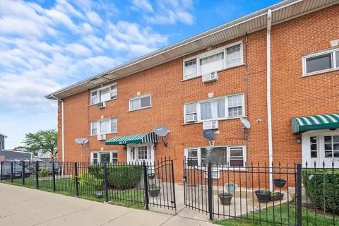 3117 S Laramie Ave #1N, Cicero, IL 60804