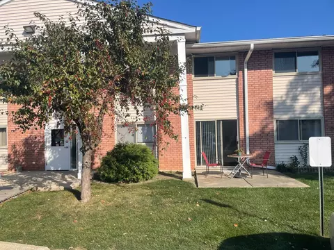 673 E Fullerton Ave #103, Glendale Heights, IL 60139