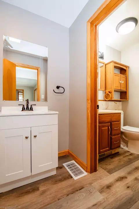 Bath - 636 S May Ave, Kankakee, IL 60901 photo 1 of 5