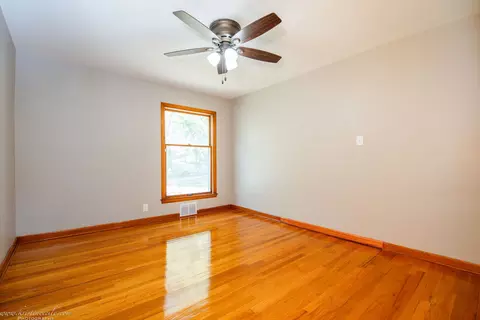 Bedroom - 636 S May Ave, Kankakee, IL 60901 photo 2 of 2