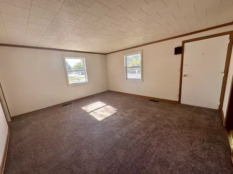 801 Foran Ln, Aurora, IL 60506 photo 6