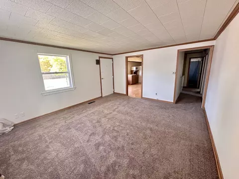 801 Foran Ln, Aurora, IL 60506 photo 4