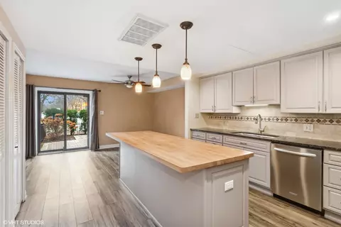 302 Main St, Evanston, IL 60202 photo 6