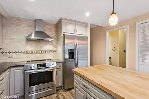 302 Main St, Evanston, IL 60202 photo 10