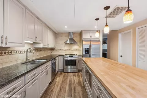 302 Main St, Evanston, IL 60202 photo 9