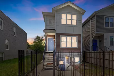 6518 S Evans Ave, Chicago, IL 60637