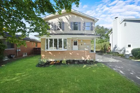 10850 S Ridgeland Ave, Worth, IL 60482