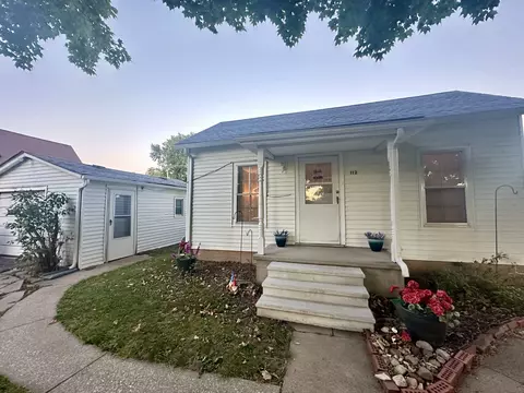 112 S Alexander St, Kenney, IL 61749