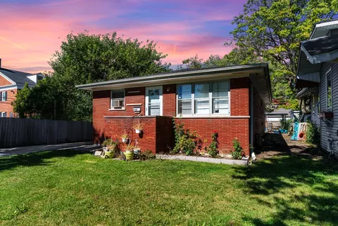 2340 120th Pl, Blue Island, IL 60406