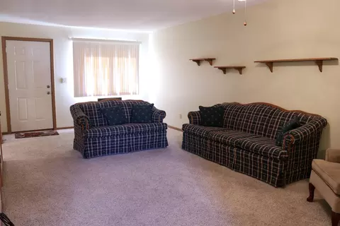 Living - 502 Jenkran Way #2, Morrison, IL 61270 photo 2 of 3