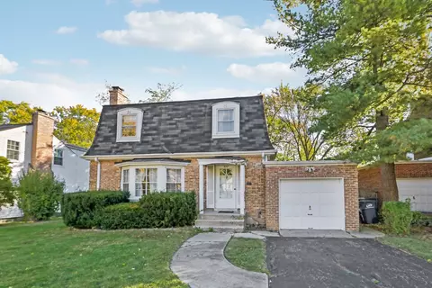 857 Rosemary Ter, Deerfield, IL 60015