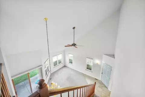 Entry Way - 728 Sutton Cir, Wheeling, IL 60090 photo 1 of 1