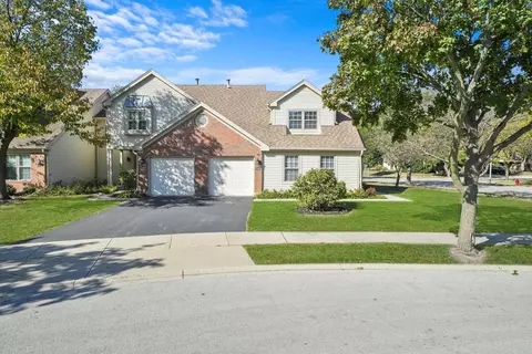 728 Sutton Cir, Wheeling, IL 60090
