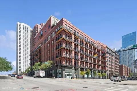 616 W Fulton St #312, Chicago, IL 60661