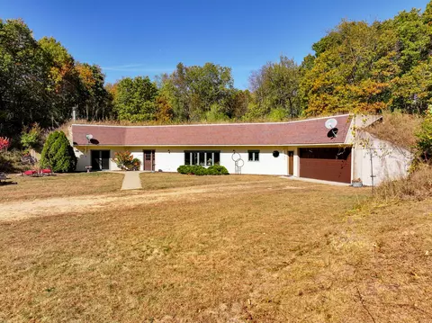 802 Union Rd, Harmon, IL 61042 photo 8