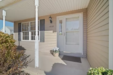 1510 Donegal Dr, Normal, IL 61761 photo 6