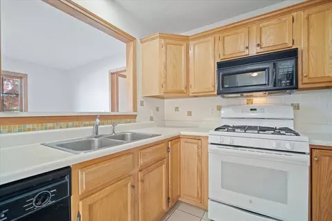 1510 Donegal Dr, Normal, IL 61761 photo 11