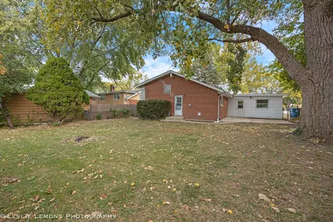 612 N Rozanne Dr, Addison, IL 60101 photo 25