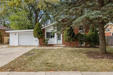 612 N Rozanne Dr, Addison, IL 60101 photo 2
