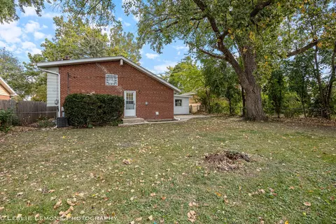 612 N Rozanne Dr, Addison, IL 60101 photo 24