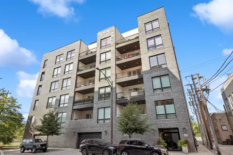 650 N Morgan St #401, Chicago, IL 60642
