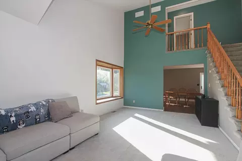 Living - 2 Acorn Ln, Oakwood Hills, IL 60013 photo 3 of 7