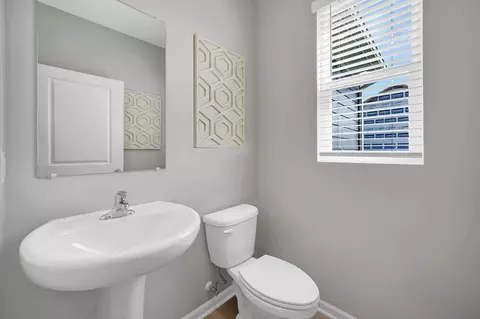 Bath - 1906 Legacy Pointe Blvd, Plainfield, IL 60586 photo 6 of 8