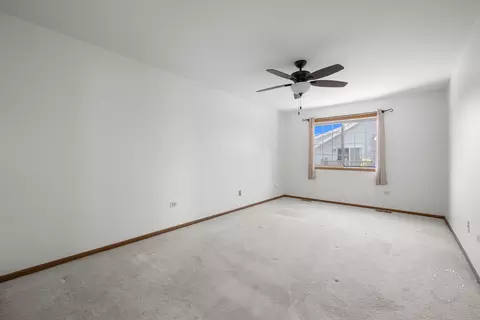 Bedroom - 3489 Willowview Ct, Aurora, IL 60504 photo 1 of 3