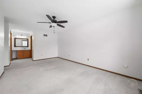 Bedroom - 3489 Willowview Ct, Aurora, IL 60504 photo 2 of 3