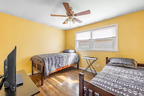Bedroom - 2807 E 130th St, Chicago, IL 60633 photo 2 of 3