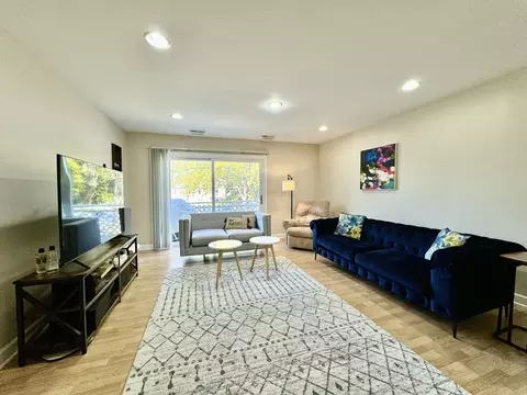 4613 Kings Walk Dr #2D, Rolling Meadows, IL 60008 photo 3