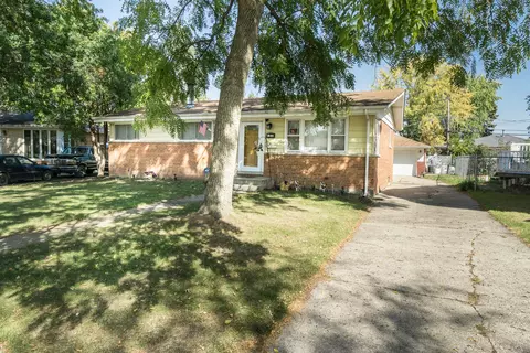 213 S Congress St, Addison, IL 60101