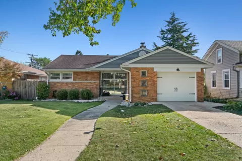 19 S Kerwood St, Palatine, IL 60067