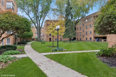 4925 N Wolcott Ave #3B, Chicago, IL 60640