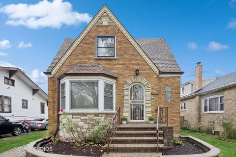 2036 N Newland Ave, Chicago, IL 60707