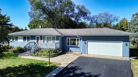 2 N328 Bernice Ave, Glen Ellyn, IL 60137