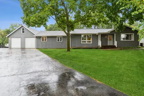 22238 W Terry Dr N, Lake Villa, IL 60046