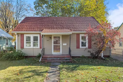 608 N Willis Ave, Champaign, IL 61821