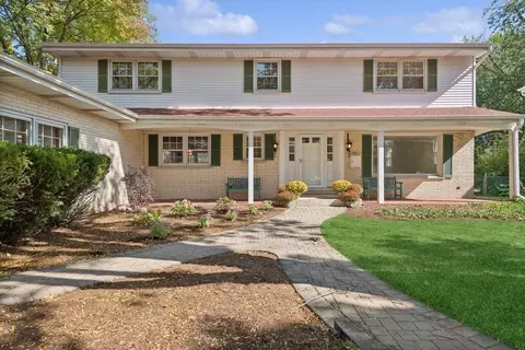515 S Wille St, Mount Prospect, IL 60056