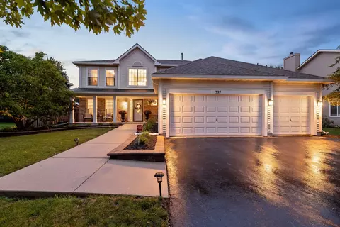 327 Berkeley Dr, Bolingbrook, IL 60440 photo 3