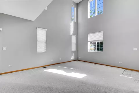 1051 Clover Dr, Minooka, IL 60447 photo 8
