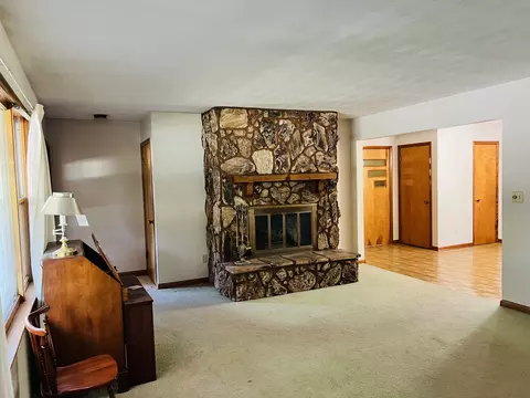 Living - 204 N Beech St, Normal, IL 61761 photo 2 of 4