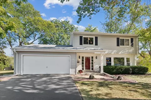 159 Hyacinth Ln, Deerfield, IL 60015