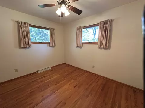 Bedroom - 209 E Newton St, Mansfield, IL 61854 photo 2 of 3