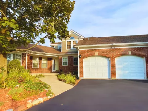 1674 Edgewood Dr #1674, Algonquin, IL 60102