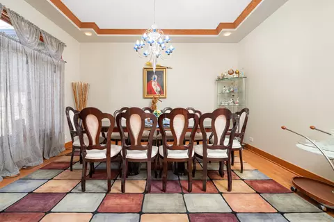475 Circle Ave, Willowbrook, IL 60527 photo 7