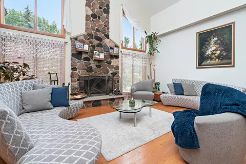 475 Circle Ave, Willowbrook, IL 60527 photo 18