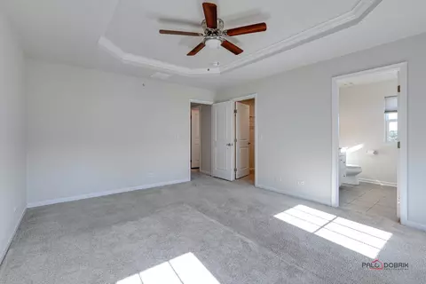 83 Nicholas Dr E, Des Plaines, IL 60016 photo 21